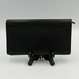 Bulgari Black Leather Wallet (prelove)